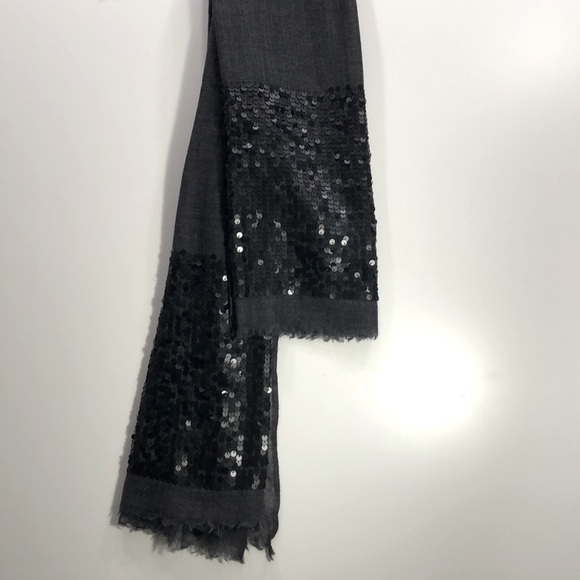 Woman Indian wool  black scaly scarf - Picture 6 of 7